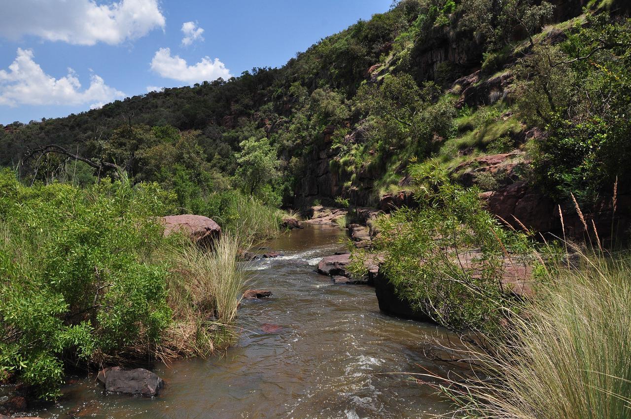 Ezemvelo Nature Reserve Vaalplaas Exterior photo